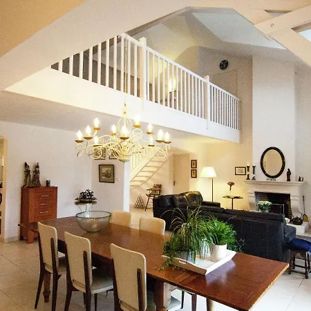 Villa Classy Villa In Ecuras-Rouzede With Private Garden *