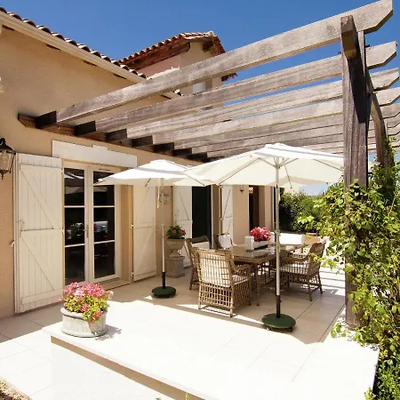 Classy Villa In Ecuras-Rouzede With Private Garden *
