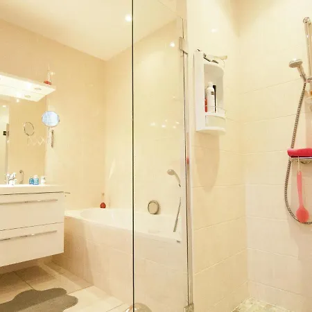 Classy Villa In Ecuras-Rouzede With Private Garden Villa