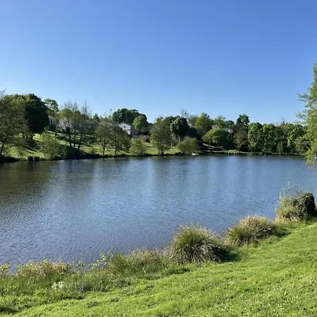 With Pool ヴィラ Rouzède